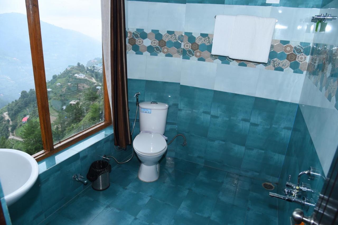 Hotel Taj View Theog Екстериор снимка